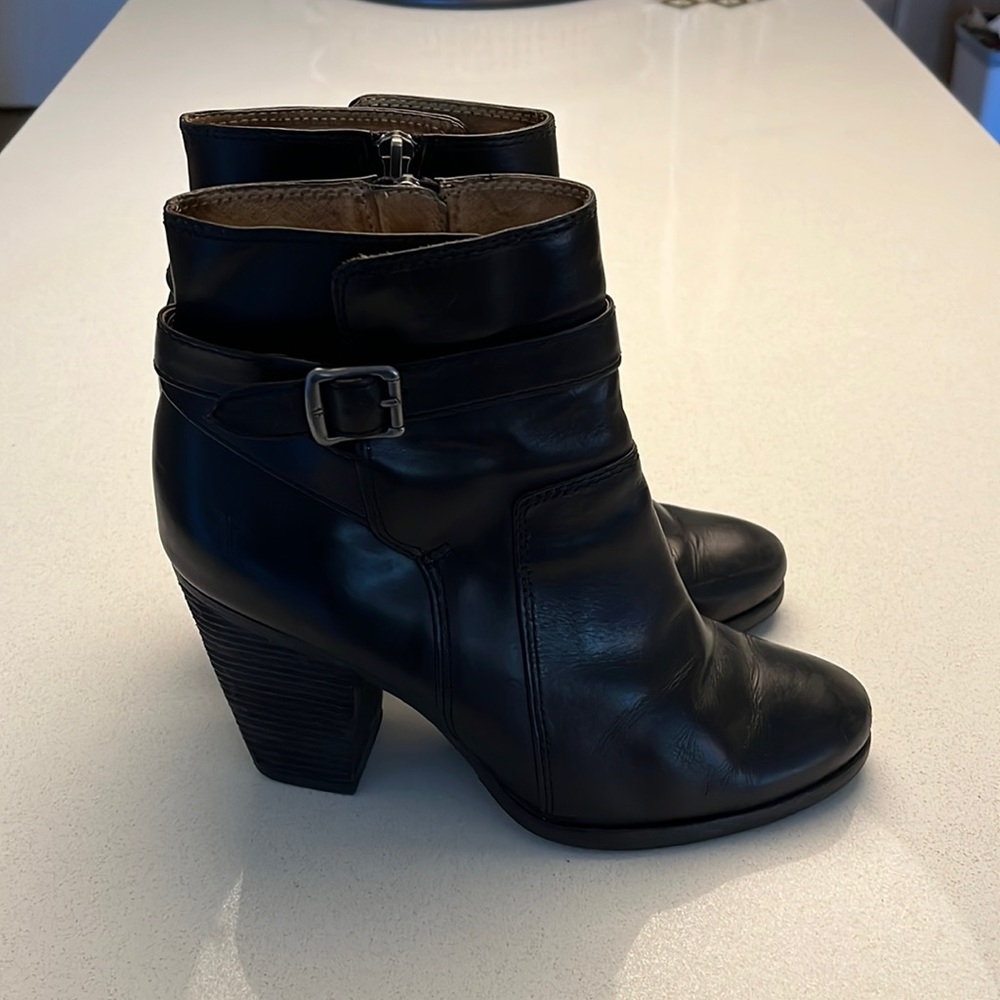 Leather Frye bootie "Patty Riding Boot"